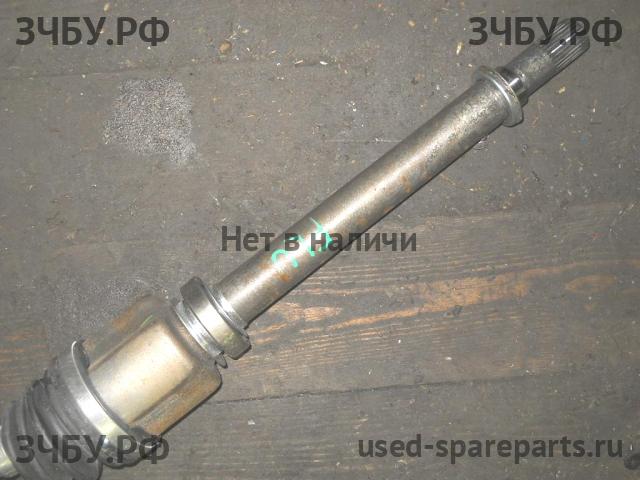 Renault Fluence Полуось передняя правая