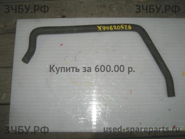 Audi A8 (2) [D3,4E] Патрубок отопителя
