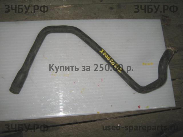 Ford Focus 1 Патрубок отопителя