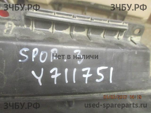 KIA Sportage 3 Решетка в бампер