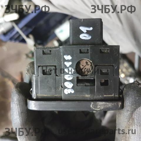 Volvo S80 (2) Кнопка стеклоподъемника