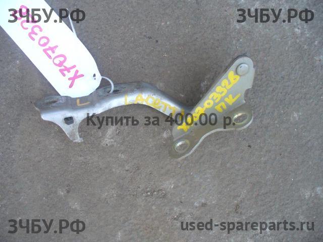 Chevrolet Lacetti Петля капота левая