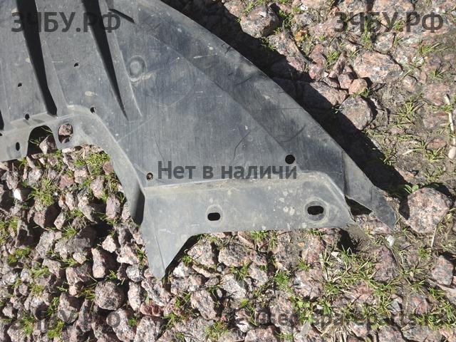 Ford Focus 3 Пыльник двигателя