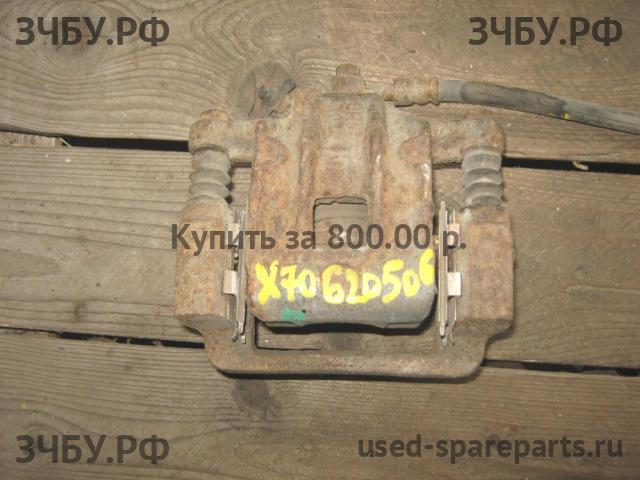 Hyundai Santa Fe 1 (SM) Суппорт задний правый (в сборе со скобой)