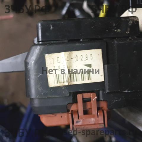 Mitsubishi Carisma (DA) 2000-> Блок предохранителей (в салон)