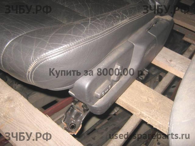 Volvo V40 (1) Сиденье
