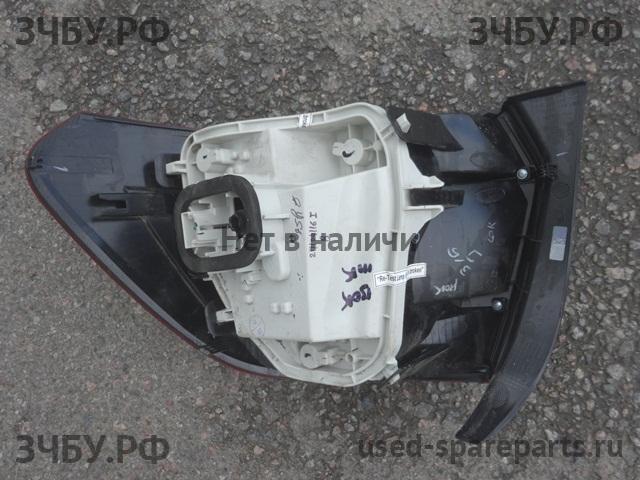 Volkswagen Polo 5 (Sedan) Фонарь правый