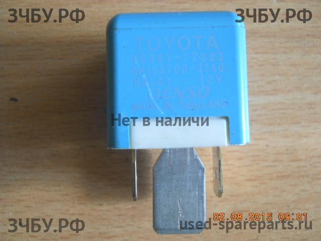 Toyota Hi Lux (2) Реле