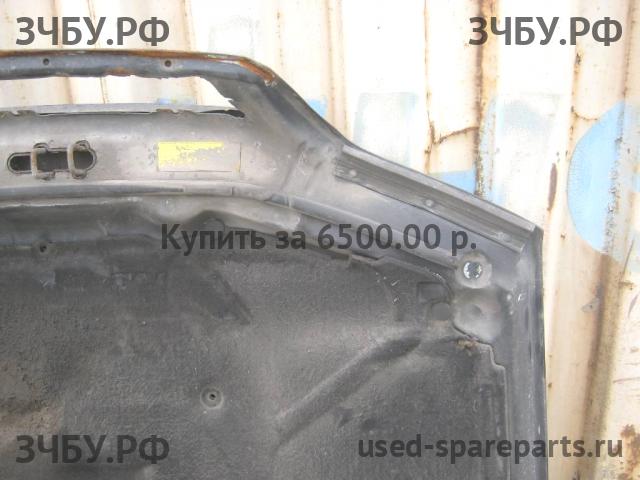 Volvo V40 (1) Капот
