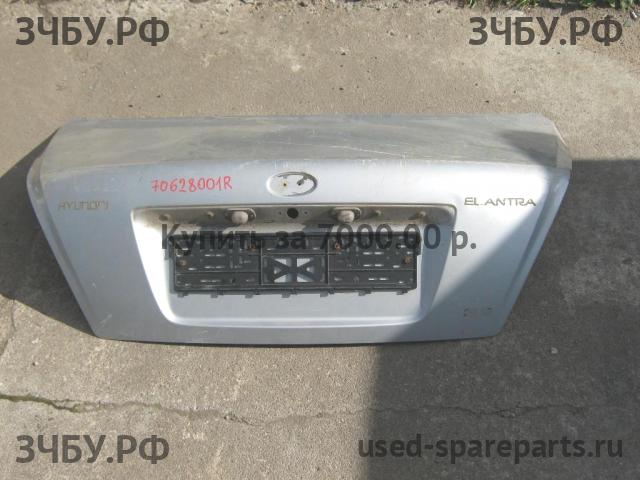 Hyundai Elantra 1 Крышка багажника