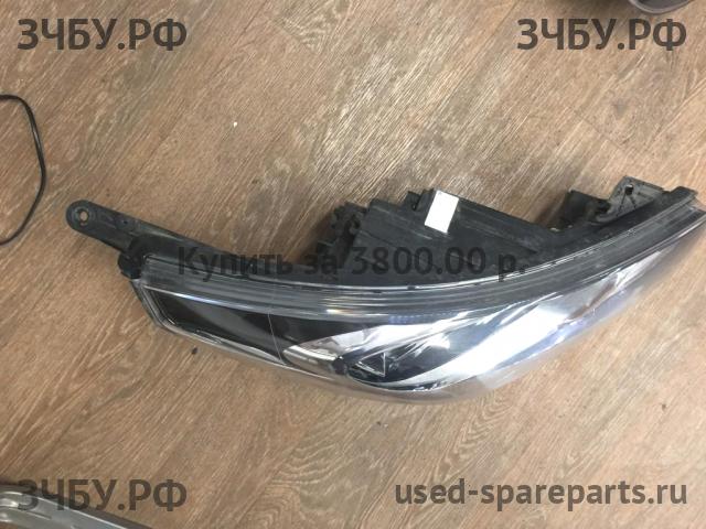Hyundai Solaris 1 Фара правая
