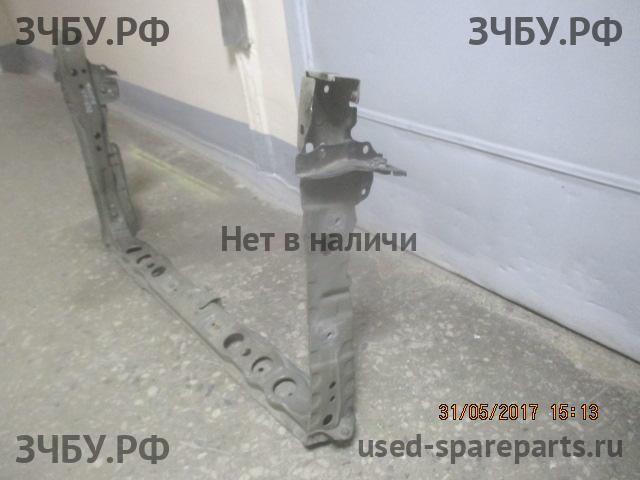 Toyota Corolla (E16 - E17) Панель передняя (телевизор)