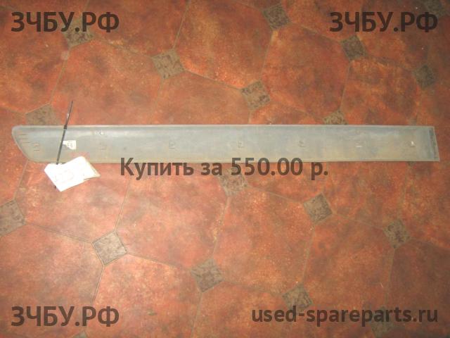 Hyundai Trajet Молдинг двери задней левой