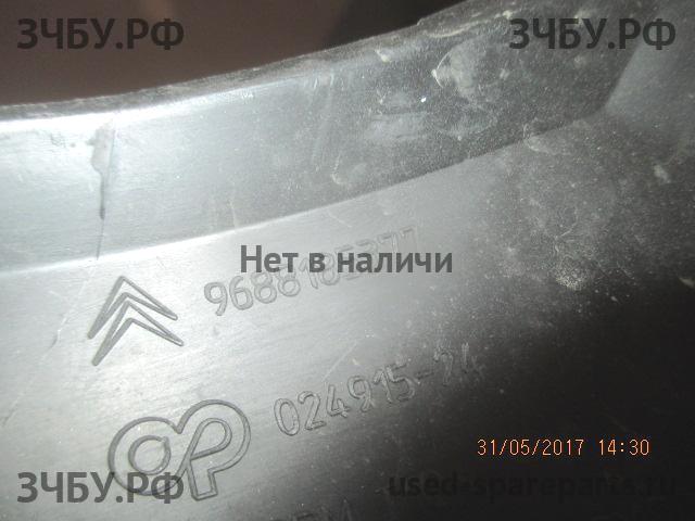 Citroen DS4 Решетка радиатора