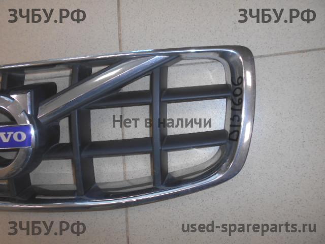 Volvo XC-70 Cross Country (2) Решетка радиатора
