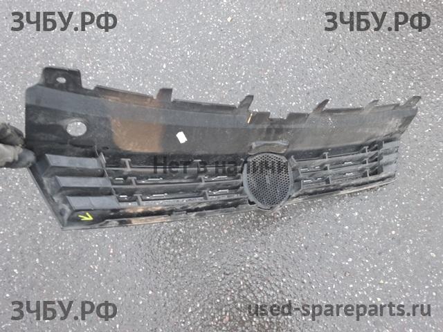 Volkswagen Polo 5 (Sedan) Решетка радиатора