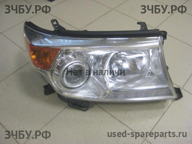 Toyota Land Cruiser 200 Фара правая