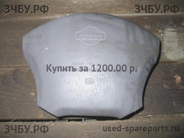 Nissan Micra K11 Подушка безопасности водителя (в руле)