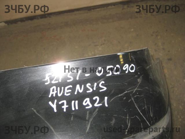 Toyota Avensis 2 Бампер задний