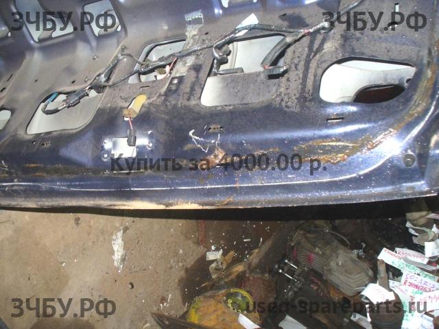 Mitsubishi Carisma (DA) Дверь багажника со стеклом