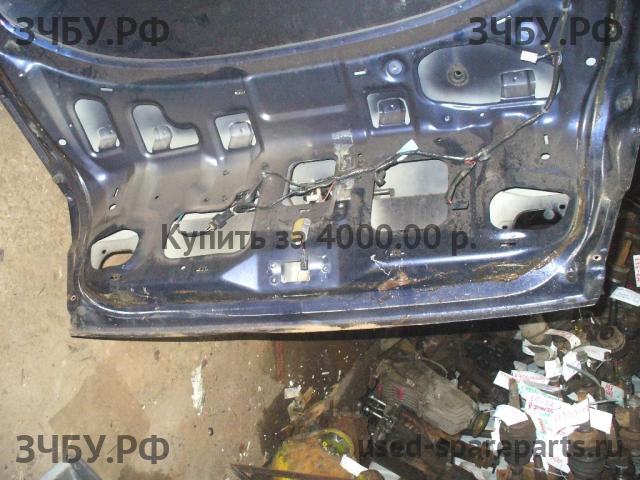 Mitsubishi Carisma (DA) Дверь багажника со стеклом