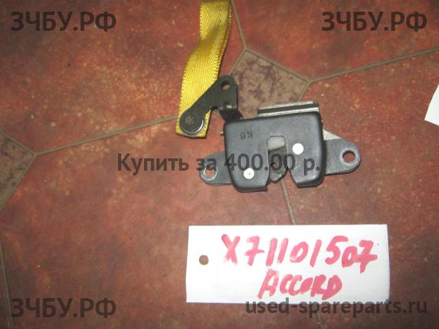 Honda Accord 7 Замок спинки сиденья