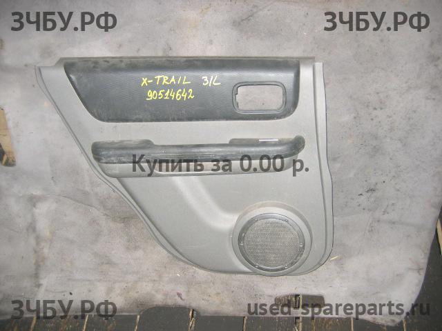 Nissan X-Trail 1 (T30) Обшивка двери задней левой