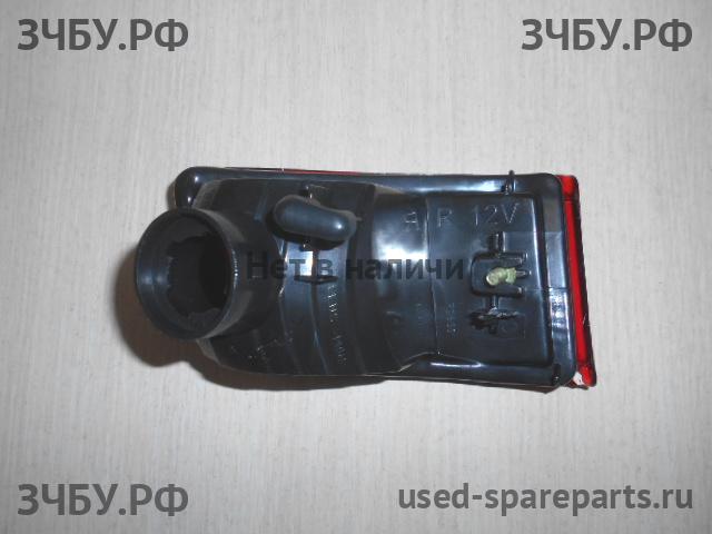Toyota Land Cruiser 120 (PRADO) Фонарь задний в бампер правый