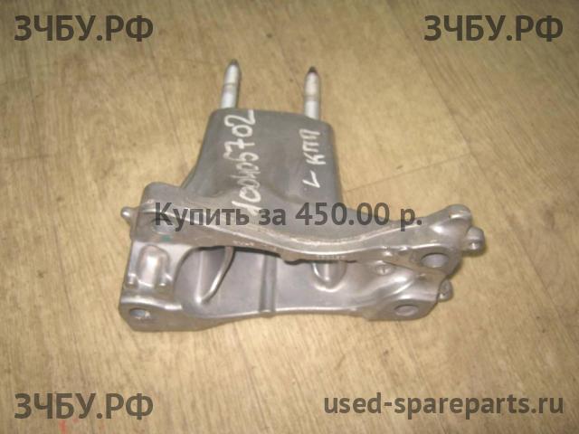 Honda Civic 8 (4D) Кронштейн крепления КПП