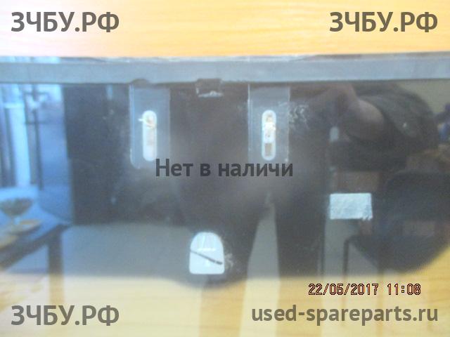 Ford Focus 3 Стекло лобовое (ветровое)