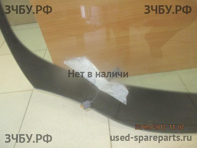 Ford Focus 3 Стекло лобовое (ветровое)