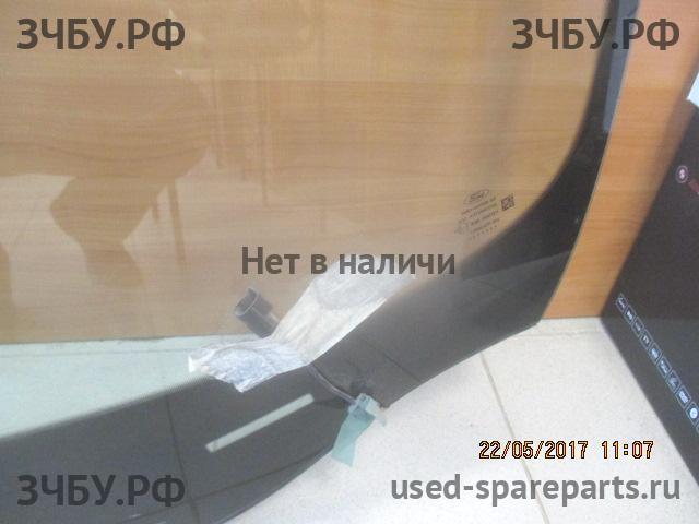 Ford Focus 3 Стекло лобовое (ветровое)