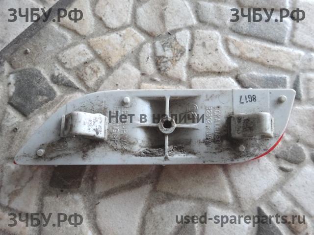 Subaru Legacy 5 (B14) Отражатель в бампер правый