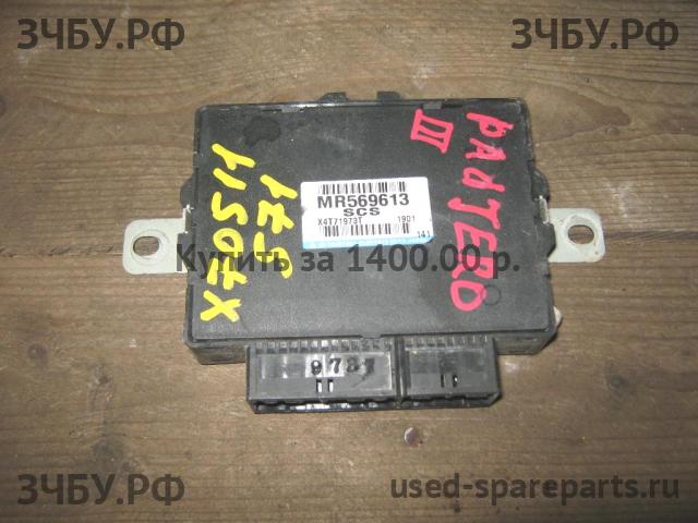 Mitsubishi Pajero/Montero 3 Блок комфорта
