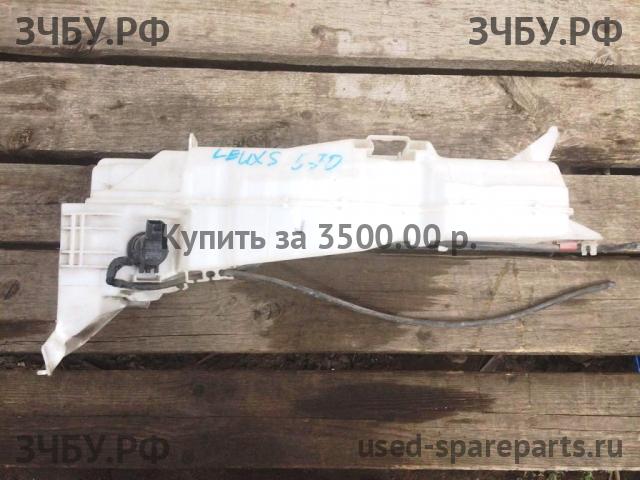 Toyota Land Cruiser 200 Бачок омывателя лобового стекла