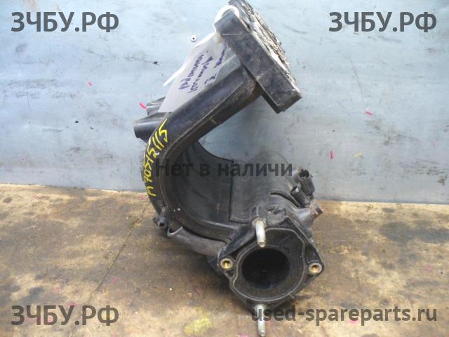 Hyundai Accent 2 Коллектор впускной