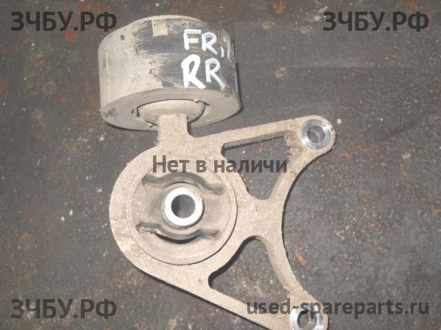 Land Rover Freelander 1 Опора заднего редуктора