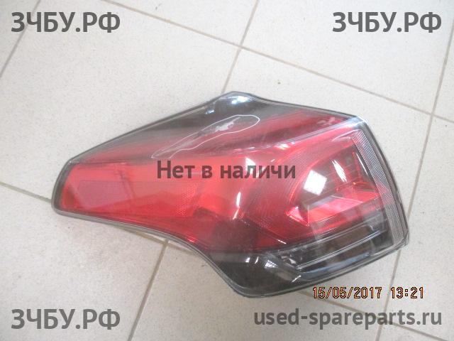 Toyota RAV 4 (4) Фонарь левый