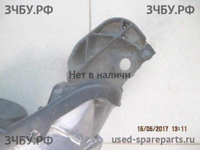 Citroen C4 (2) Фара левая