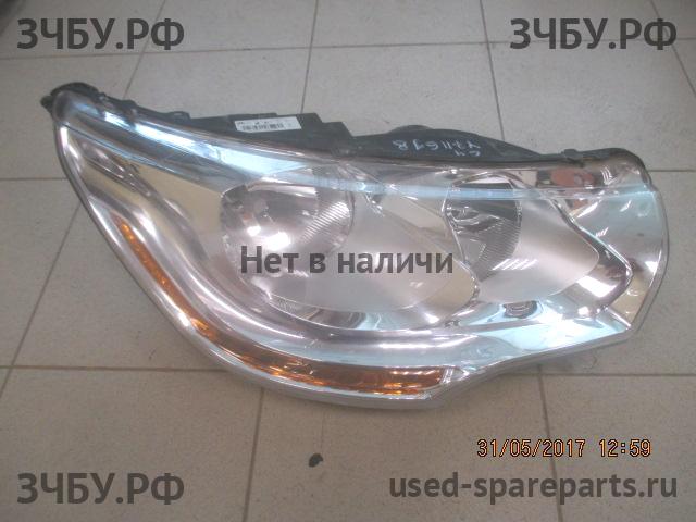 Citroen C4 (2) Фара правая