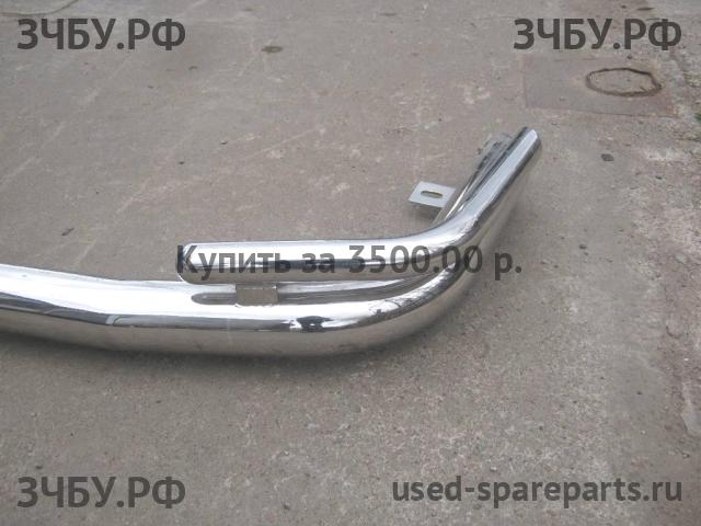 Toyota Land Cruiser 200 Отбойник заднего бампера