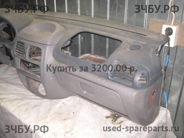 Renault Clio 2/Simbol 1 Торпедо