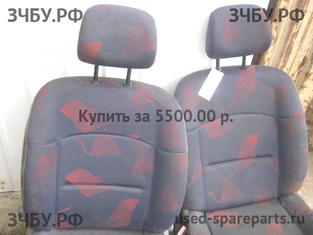 Renault Clio 2/Simbol 1 Сиденья (комплект)