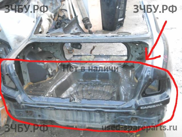 Mitsubishi Carisma (DA) 2000-> Панель задняя