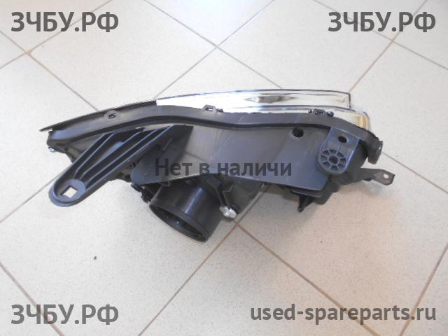 Mitsubishi Pajero/Montero 4 Фара левая