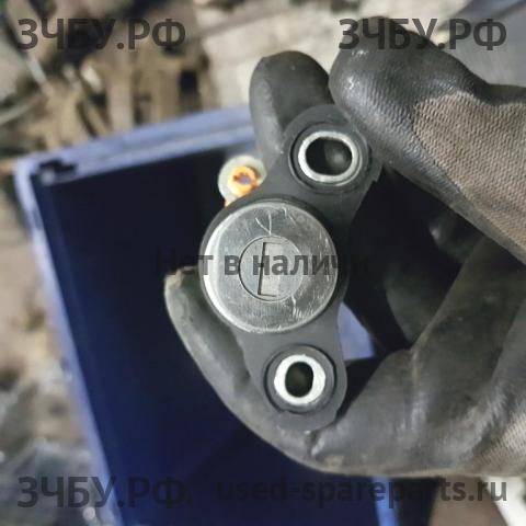 Toyota Camry 4 (V20) Вставка замка