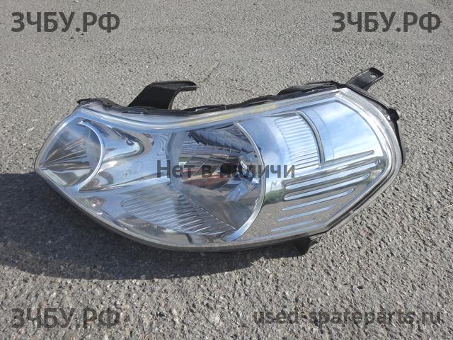 Suzuki SX4 (1) Фара левая