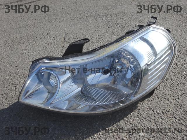 Suzuki SX4 (1) Фара левая