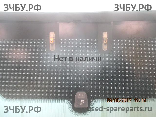 Ford Kuga 2 Стекло лобовое (ветровое)