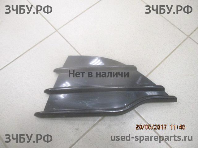 Ford Kuga 2 Решетка в бампер